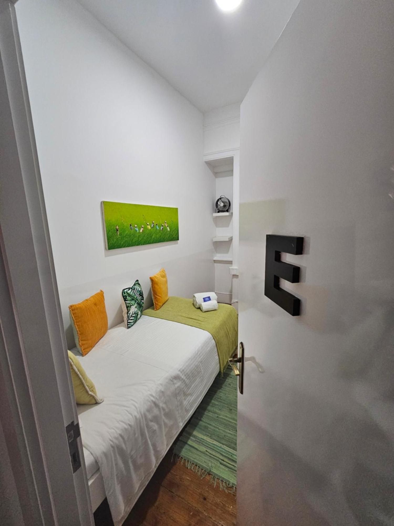 Almirante Guesthouse Lisboa الغرفة الصورة